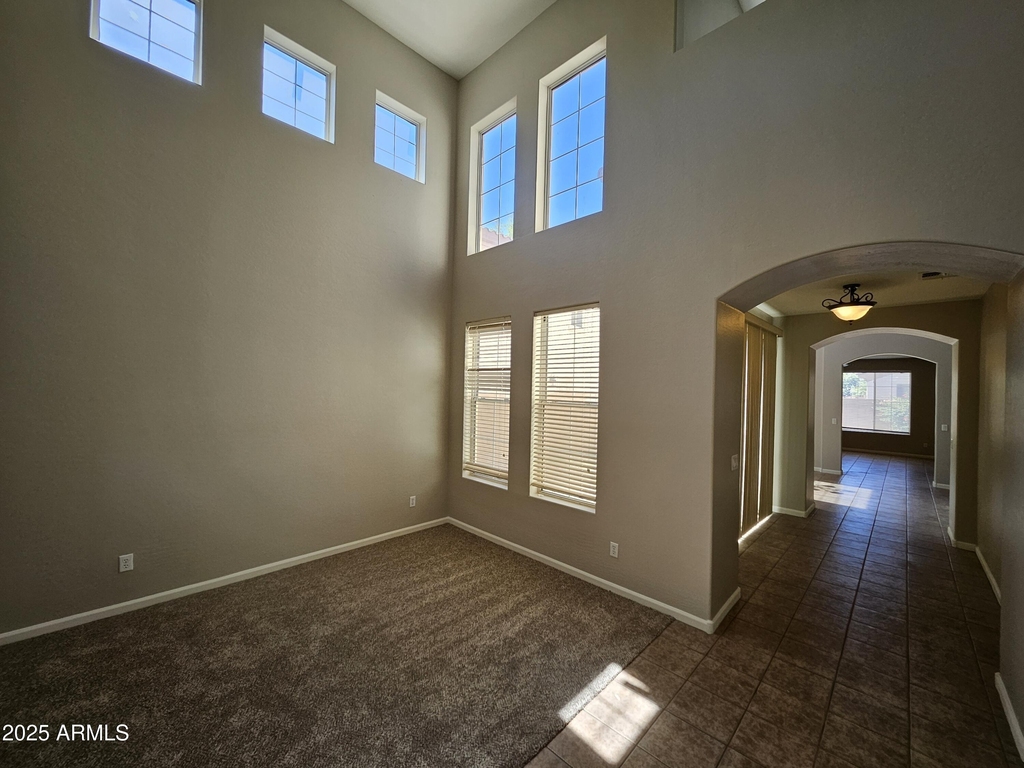 2065 E Hulet Place - Photo 4