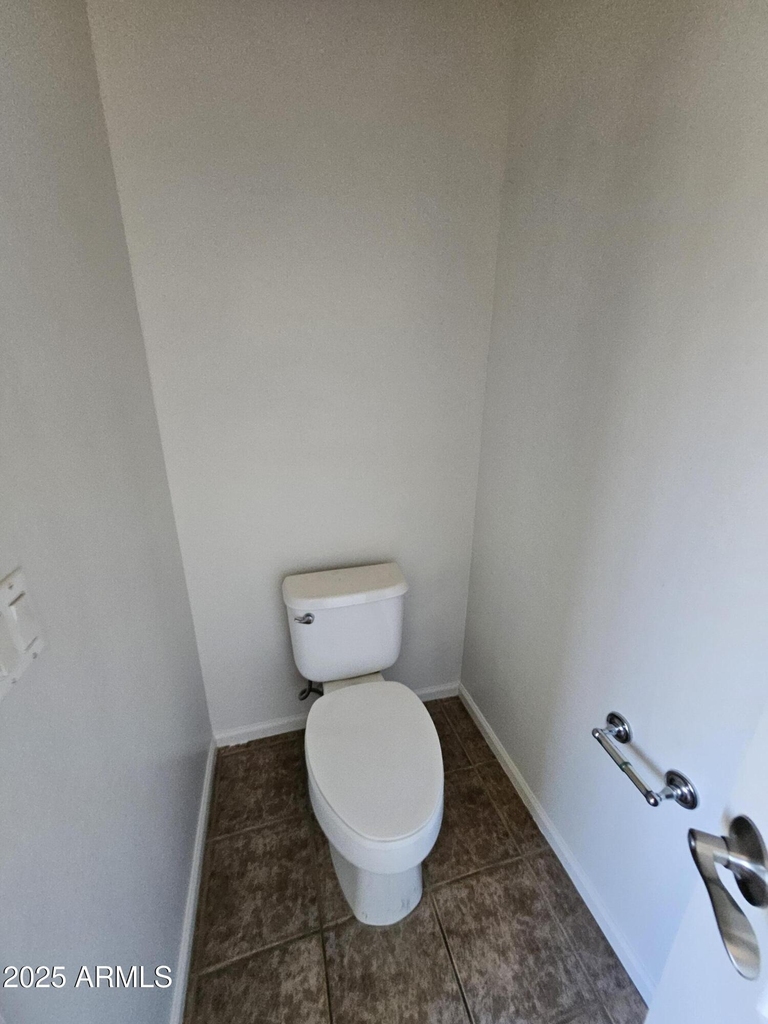 2065 E Hulet Place - Photo 34