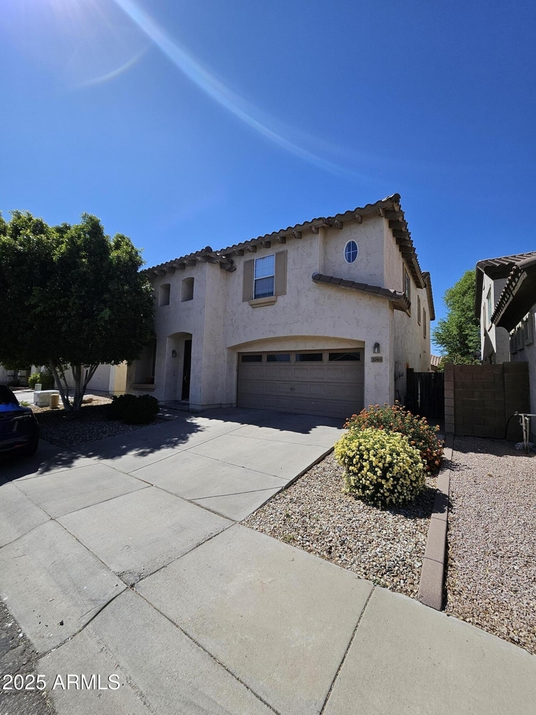 2065 E Hulet Place - Photo 0
