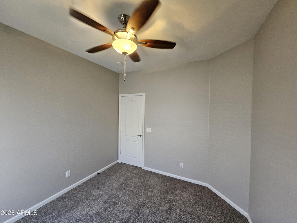 2065 E Hulet Place - Photo 27