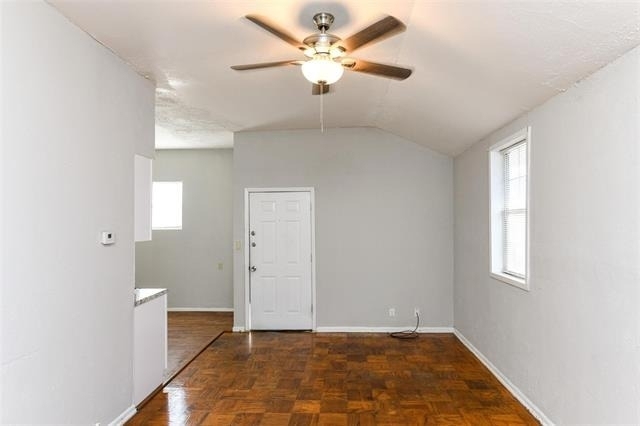 4722 Mccart Avenue - Photo 4