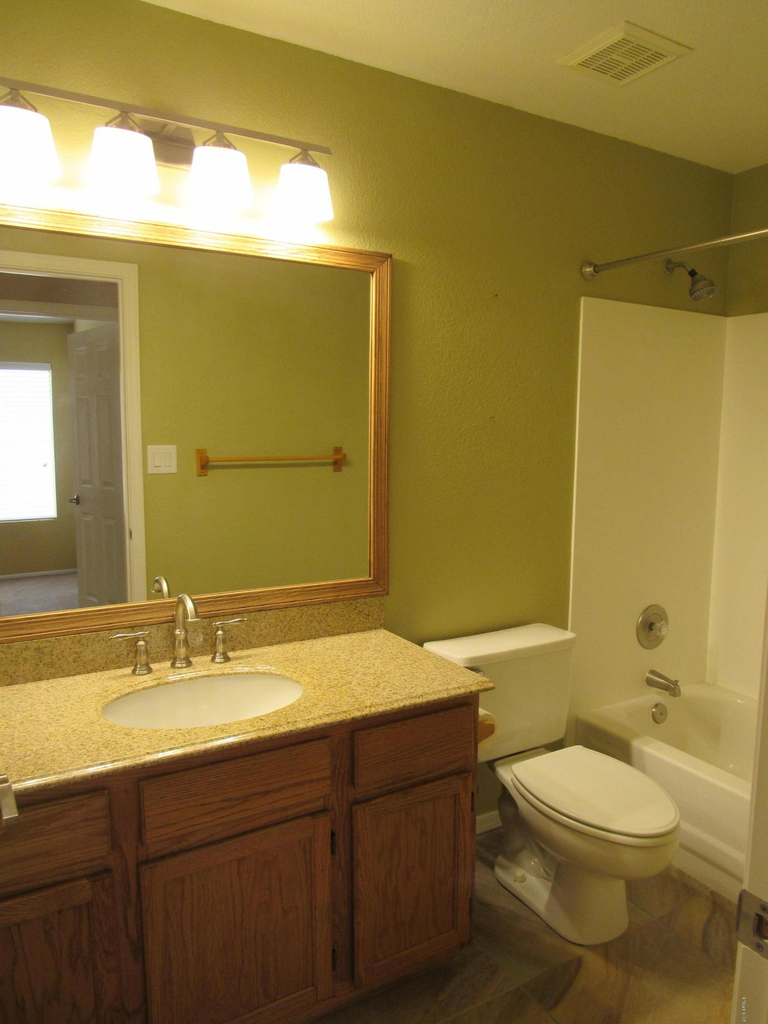 853 E Constitution Drive - Photo 13