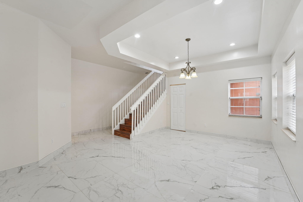 819 Sw 7th Avenue - Photo 9