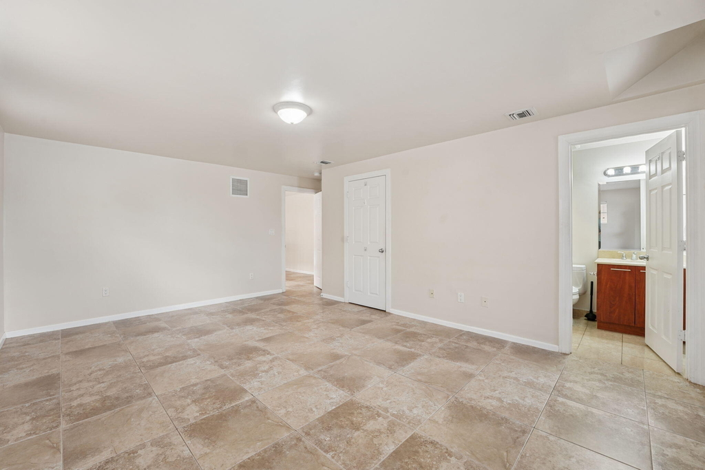 819 Sw 7th Avenue - Photo 18