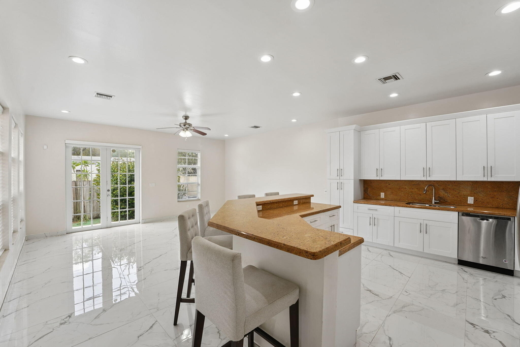 819 Sw 7th Avenue - Photo 11