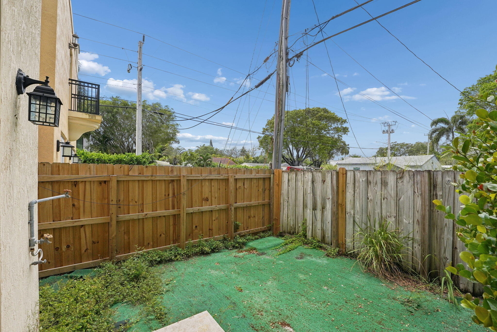 819 Sw 7th Avenue - Photo 36