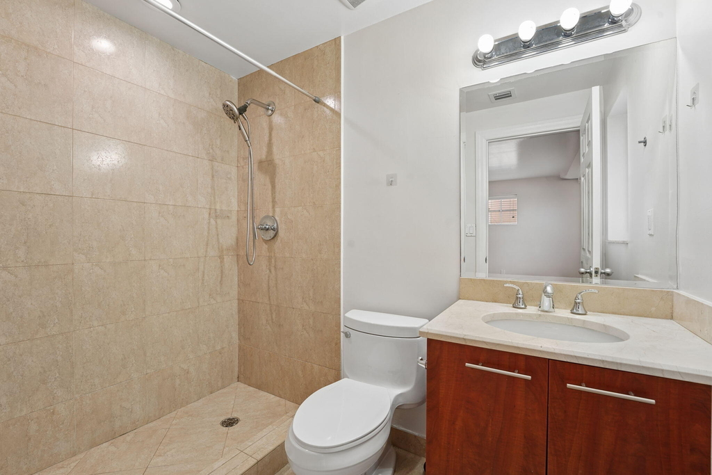 819 Sw 7th Avenue - Photo 19