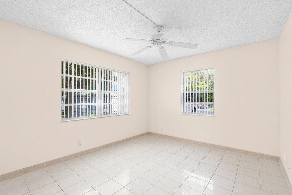 3230 Nw 102nd Terrace - Photo 11