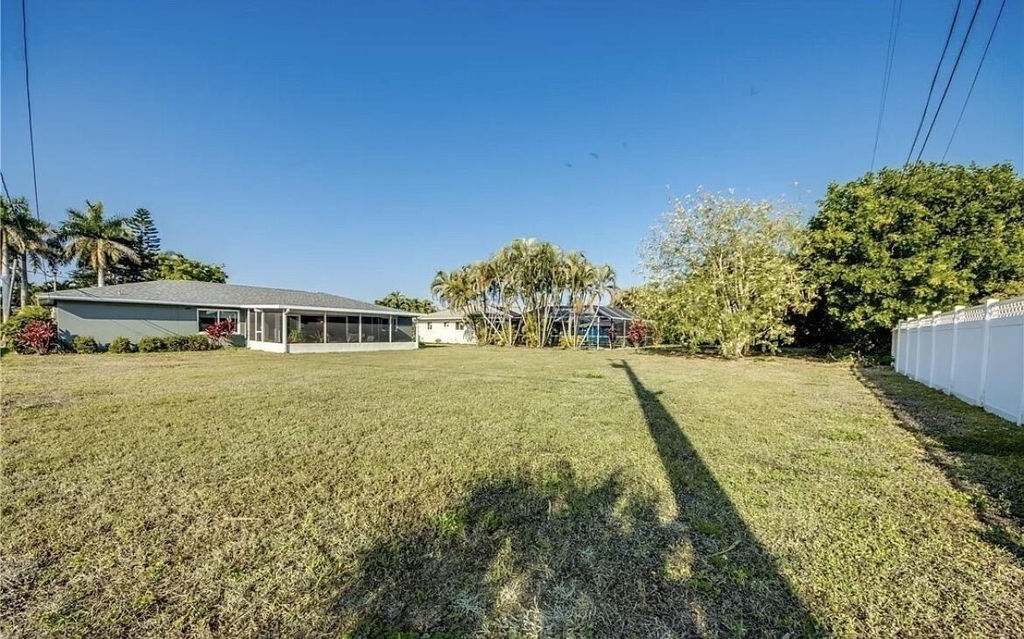 4425 Se 13th Avenue - Photo 10