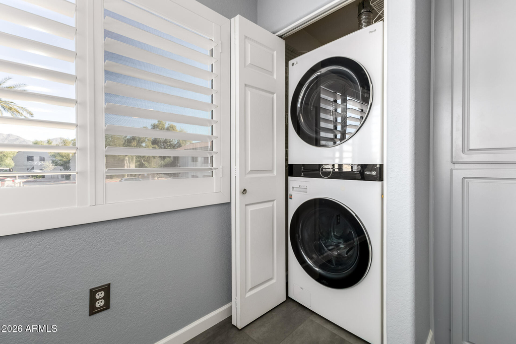 9555 E Raintree Drive - Photo 16