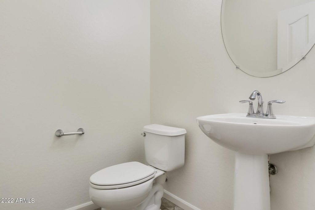 5733 W Plum Road - Photo 18
