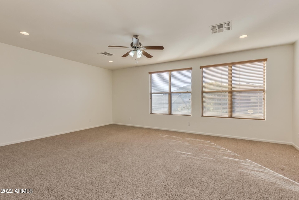 5733 W Plum Road - Photo 19
