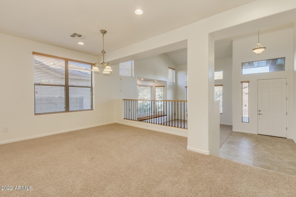 5733 W Plum Road - Photo 6