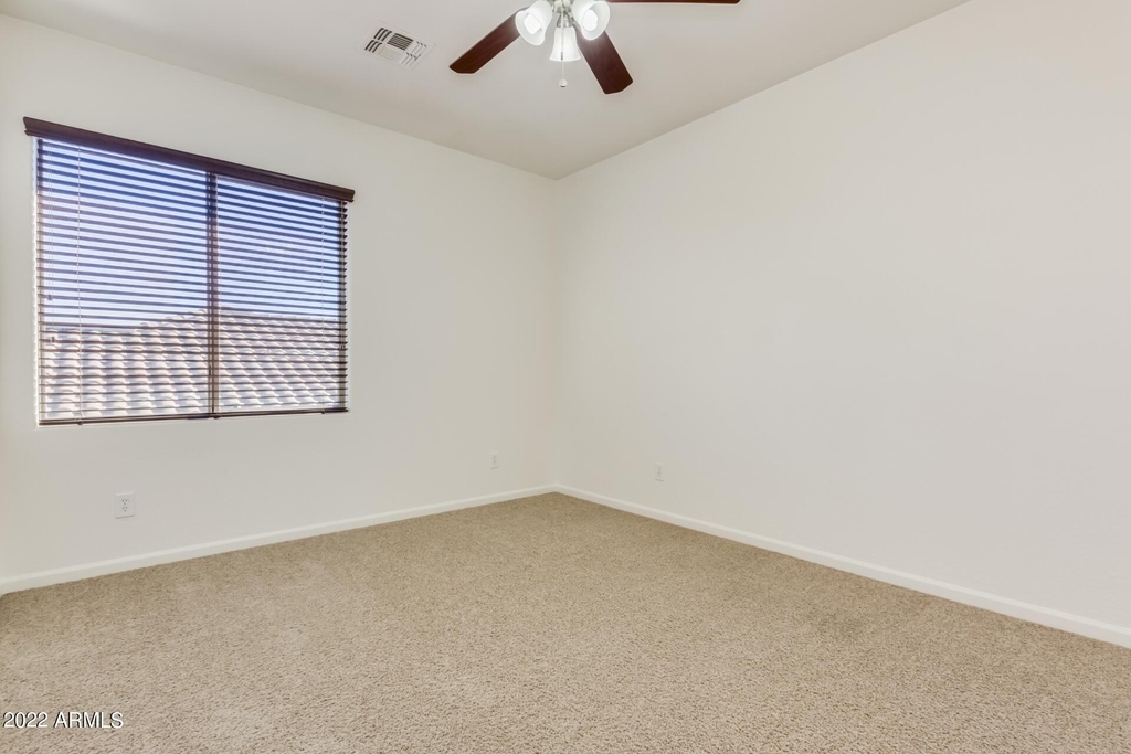 5733 W Plum Road - Photo 21