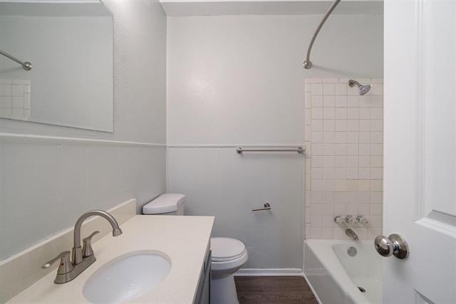 307 Rose Street - Photo 0