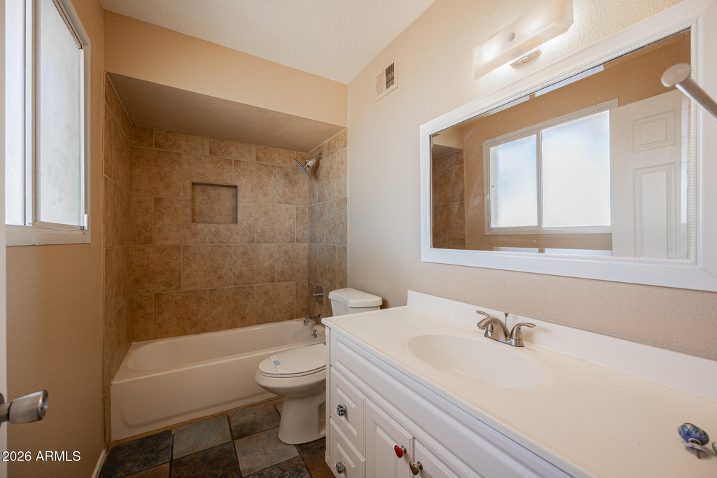 2812 S Cottonwood Drive - Photo 14