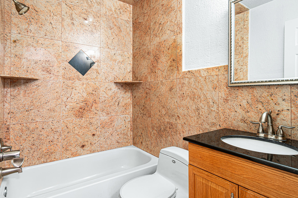 2722 Peer Lane - Photo 10