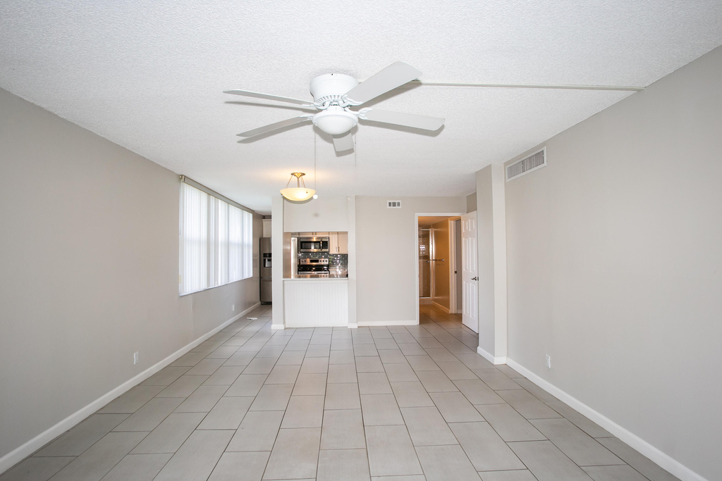 9441 Live Oak Place - Photo 4