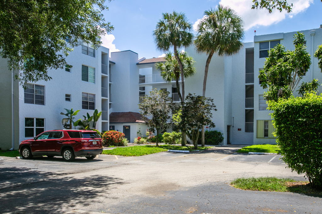 9441 Live Oak Place - Photo 1