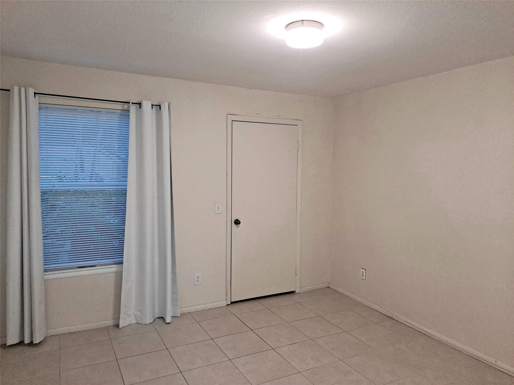 1845 Palm Cove Boulevard - Photo 9
