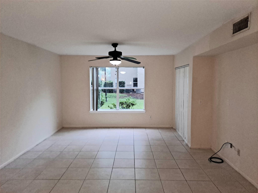 1845 Palm Cove Boulevard - Photo 3