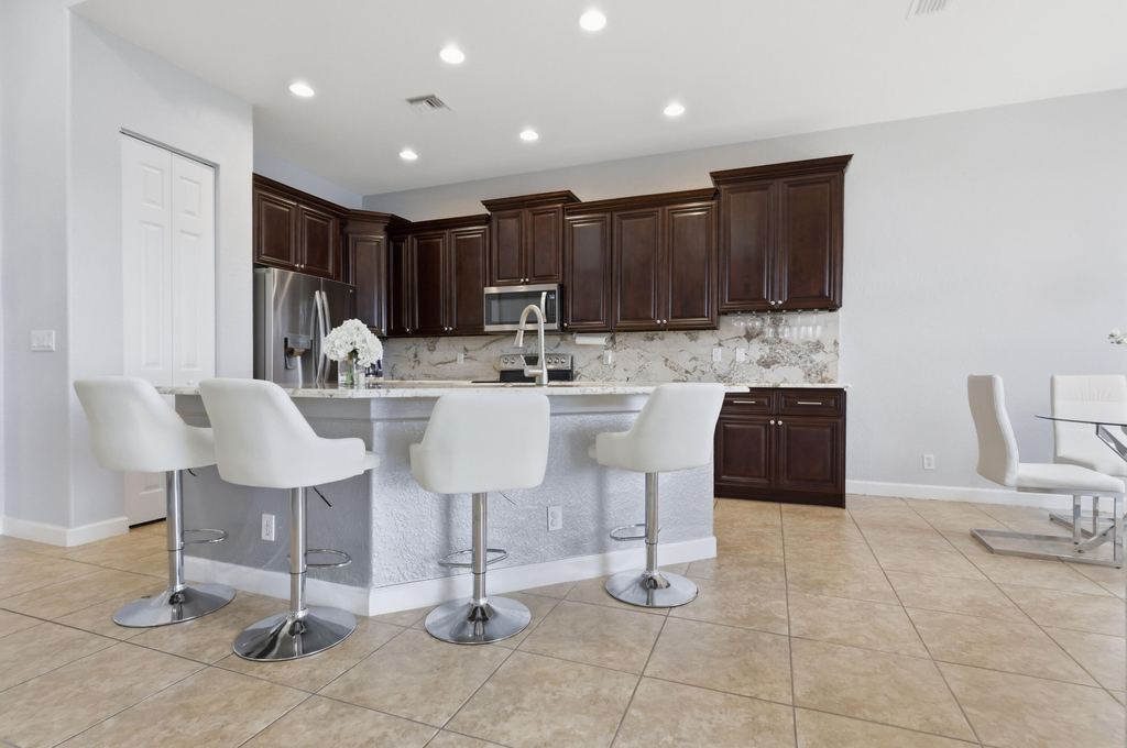 12290 Nw 77th Manor Nw - Photo 8