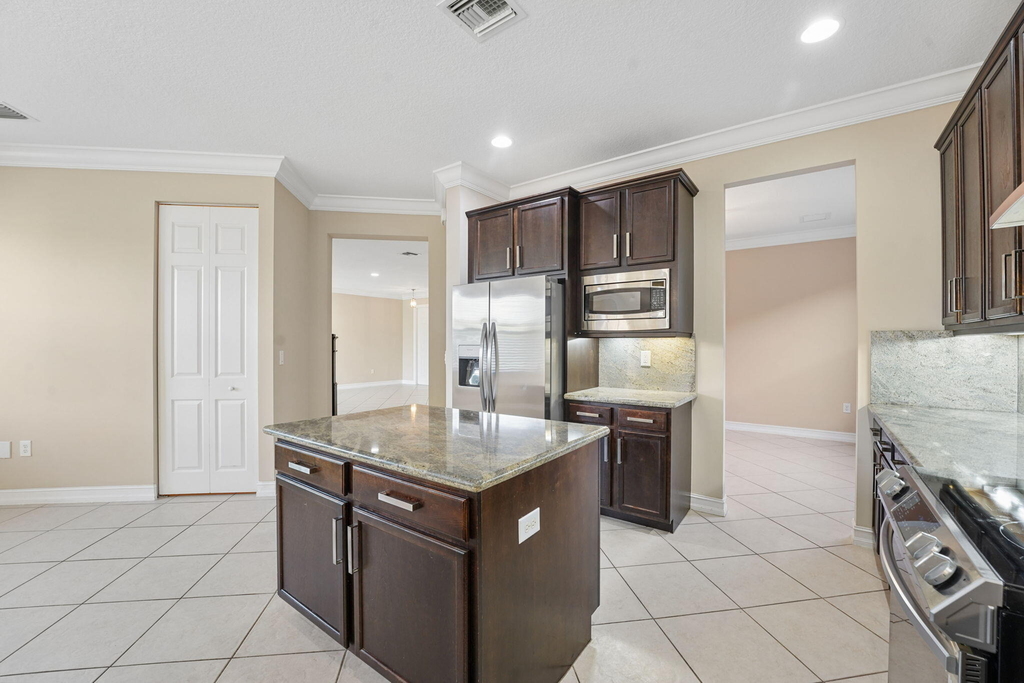 8256 Savara Streams Lane - Photo 12