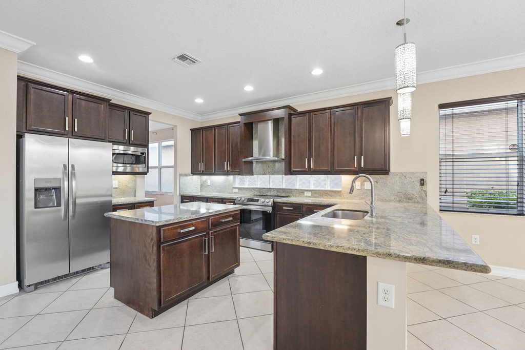 8256 Savara Streams Lane - Photo 7