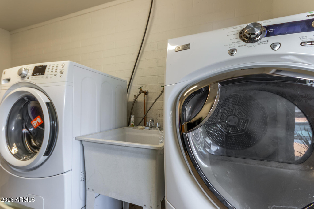 3141 E Sierra Street - Photo 38