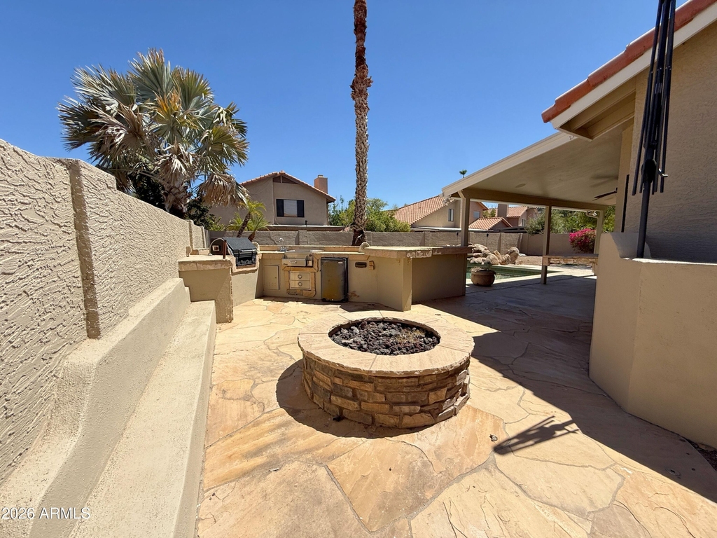 1211 E Drake Drive - Photo 28