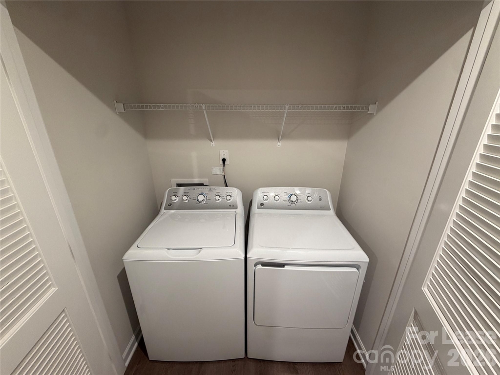 5945 Granbury Drive - Photo 21