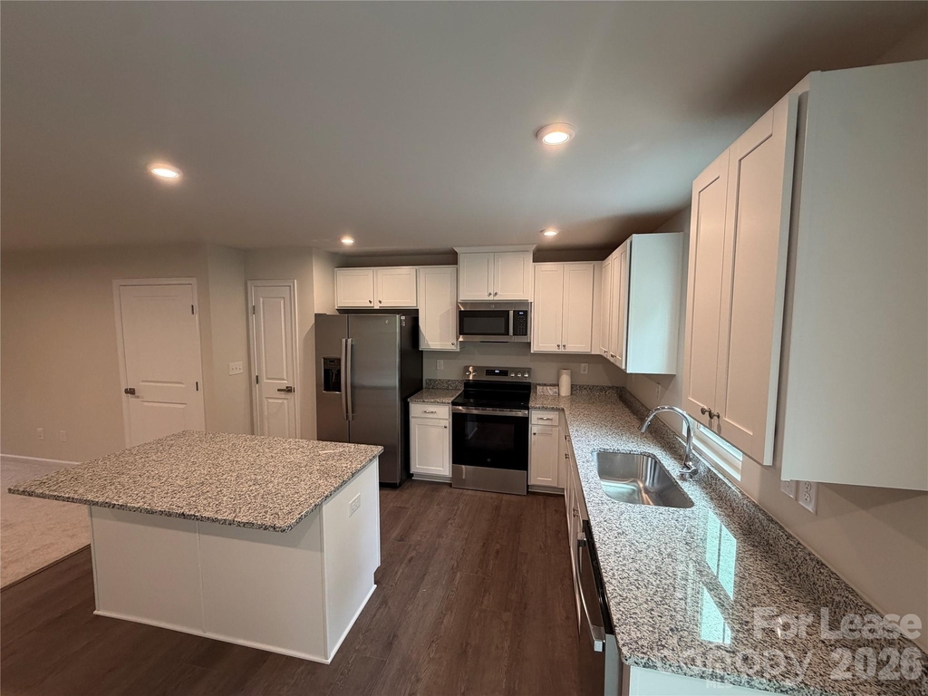 5945 Granbury Drive - Photo 5