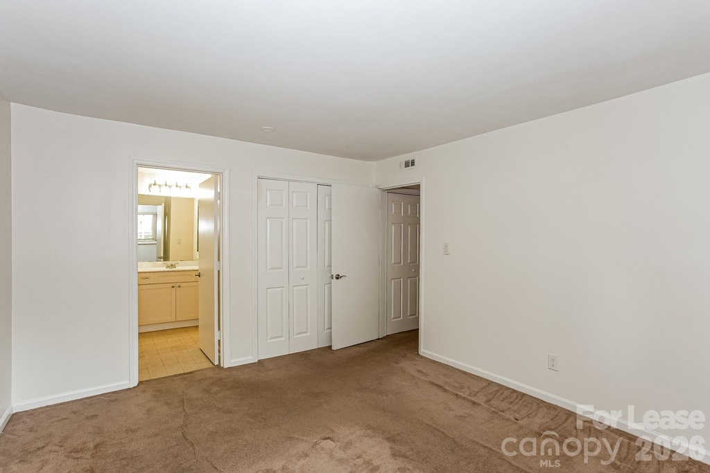 1832 J Julian Lane - Photo 9