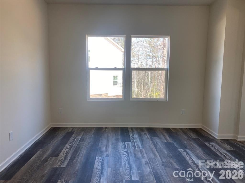 1662 Nicholas Way - Photo 4