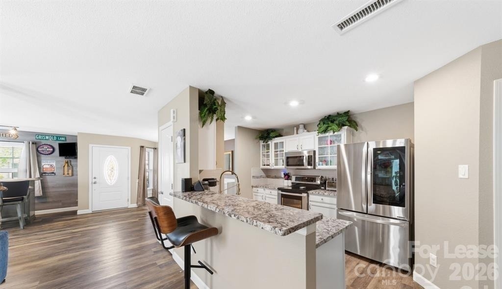 711 Skywatch Lane - Photo 1