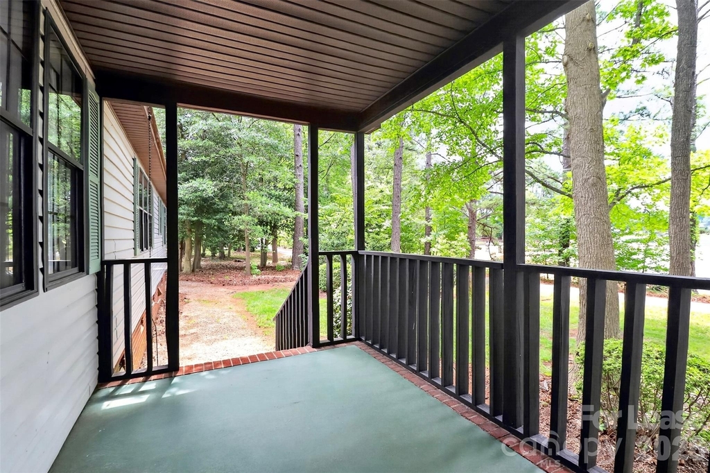 120 Stepaside Lane - Photo 32