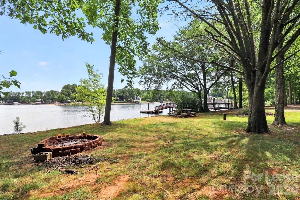 120 Stepaside Lane - Photo 4