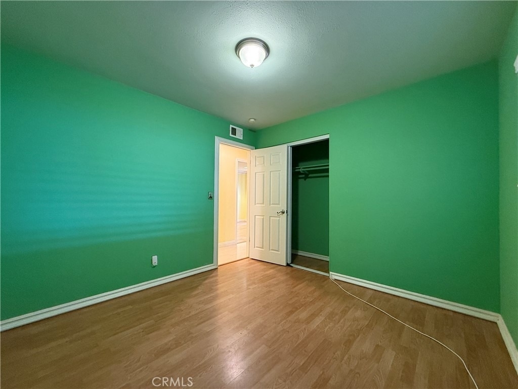 1127 S Nantes Avenue - Photo 19