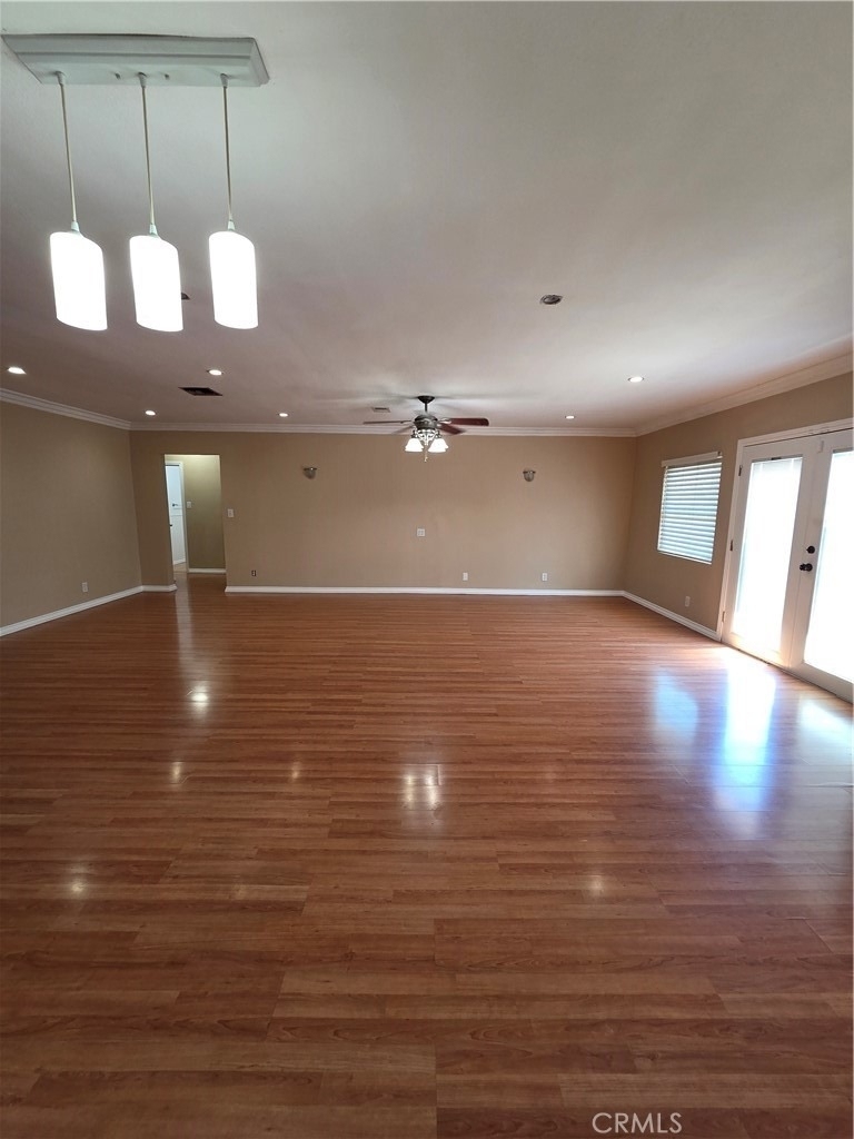 863 N 9th Avenue - Photo 5