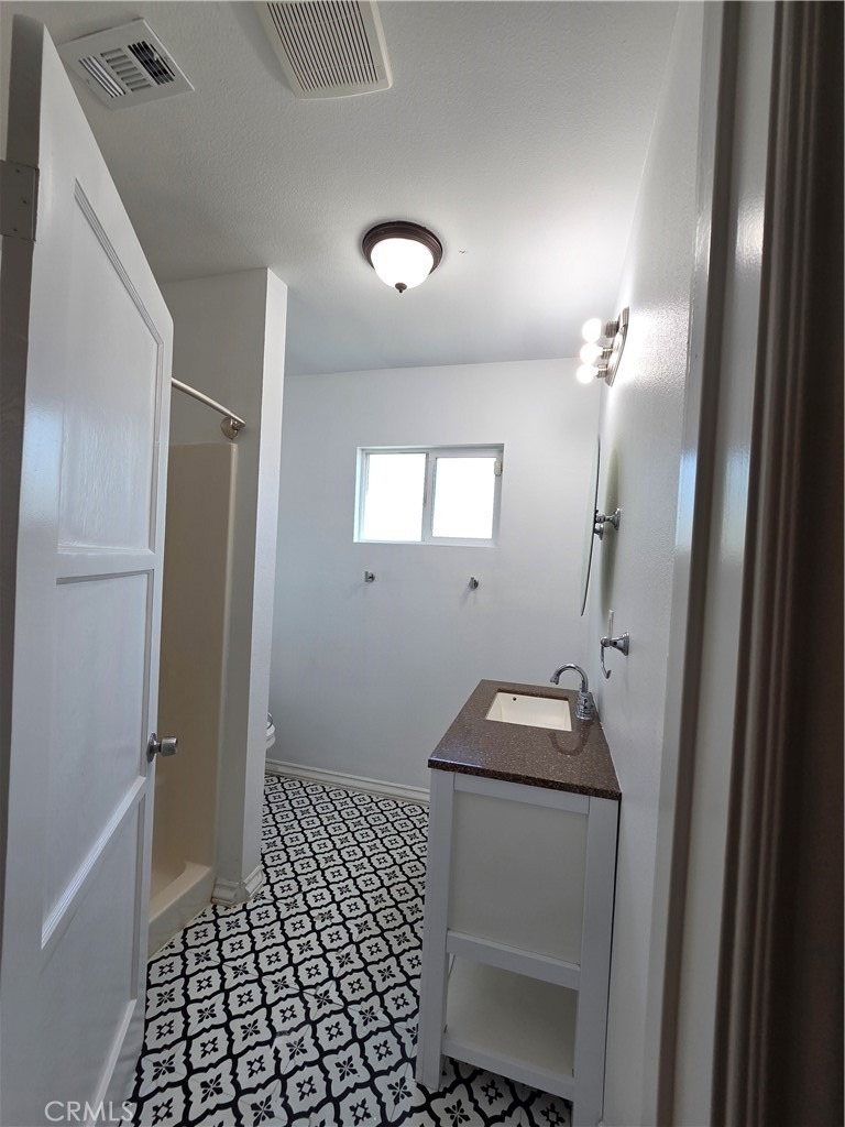 863 N 9th Avenue - Photo 16