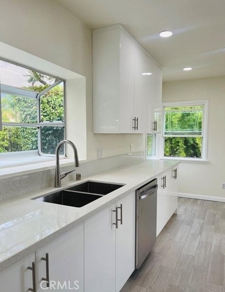1422 Spazier Avenue - Photo 4