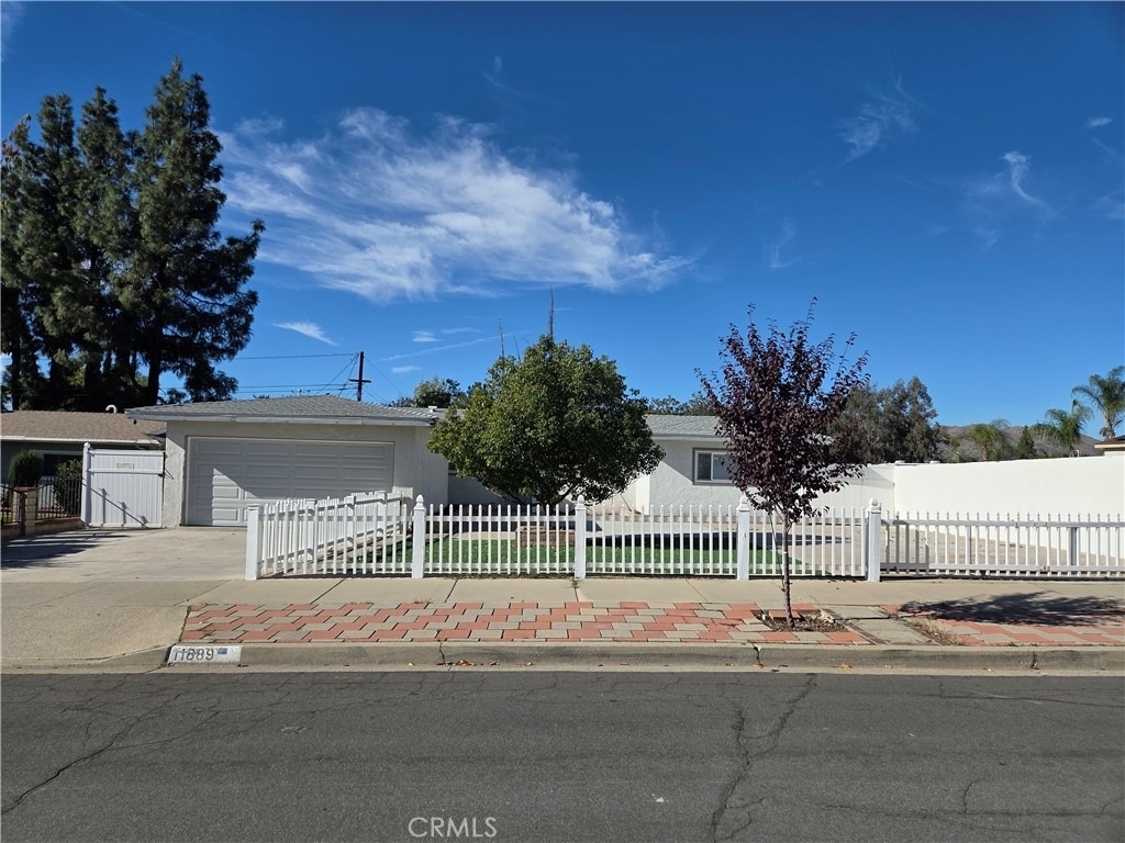 11889 Kilgore - Photo 0