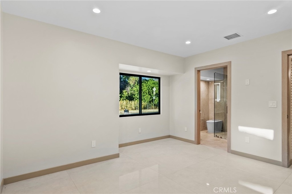 14242 Hortense - Photo 21