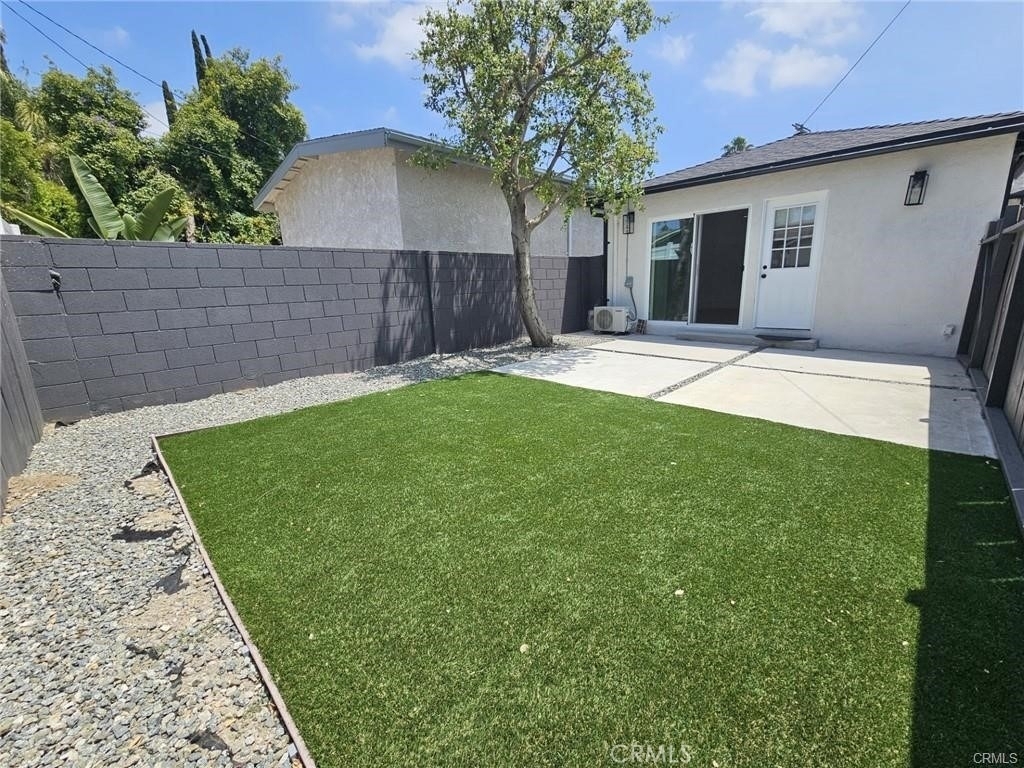 21931 Ybarra Road - Photo 5