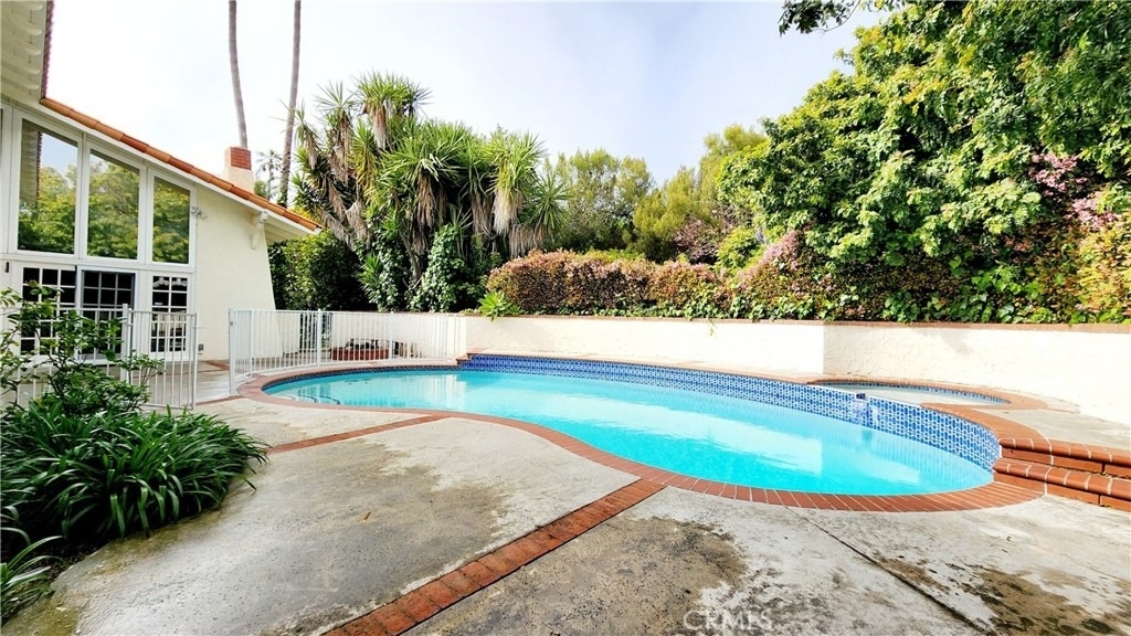 6327 Sattes Drive - Photo 37