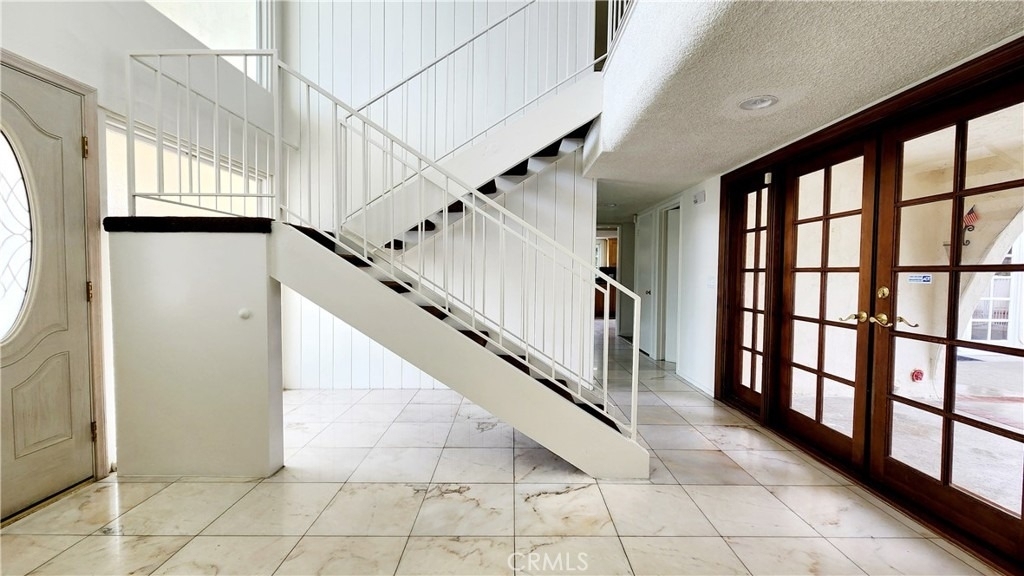 6327 Sattes Drive - Photo 5