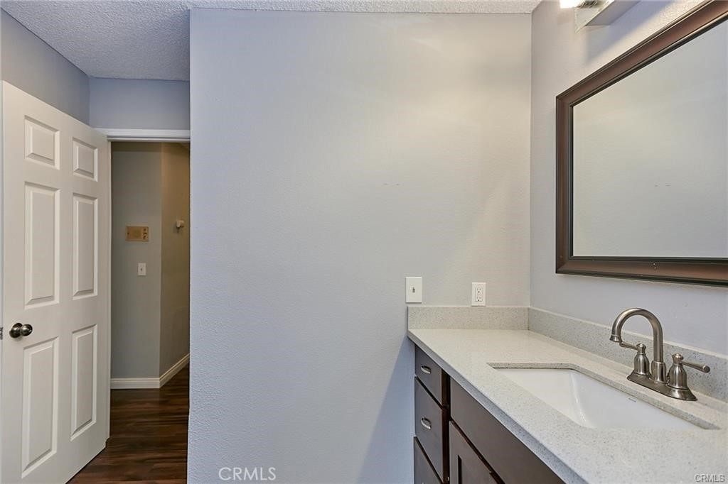 941 W Carson Street - Photo 10