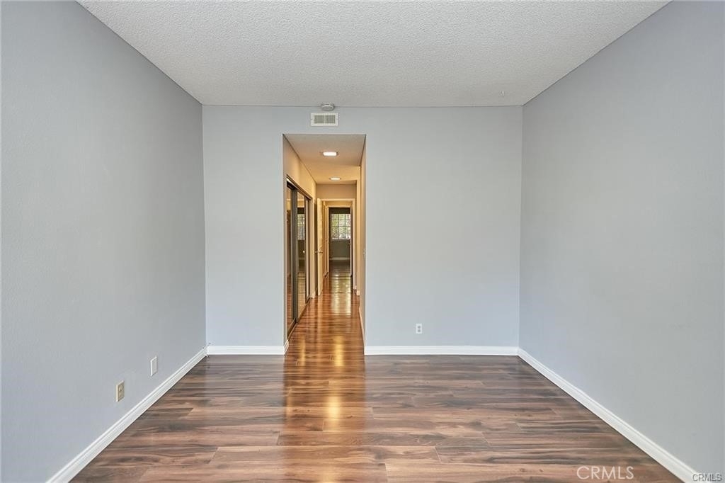 941 W Carson Street - Photo 8