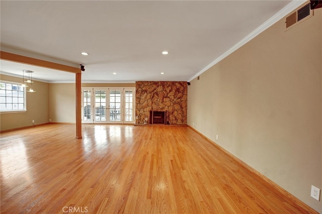 17230 Bonham Ave - Photo 5