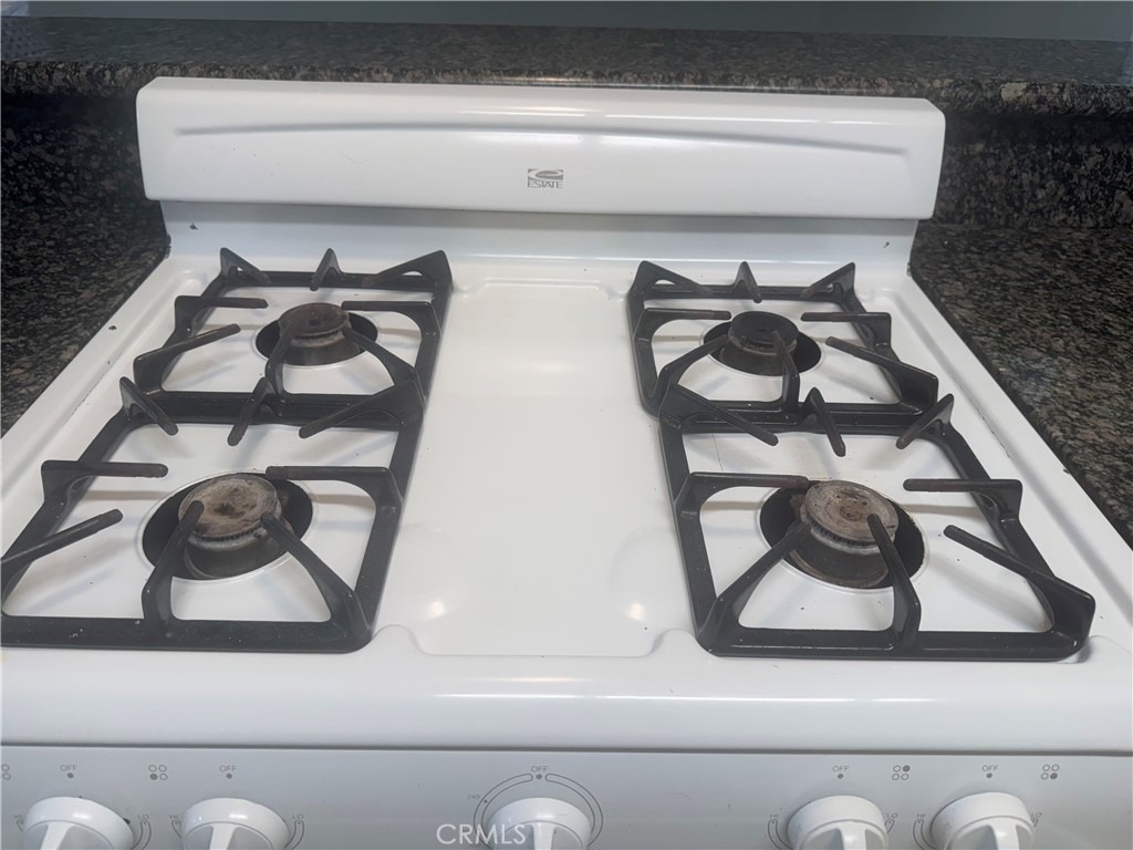 1015 Parton Street - Photo 18